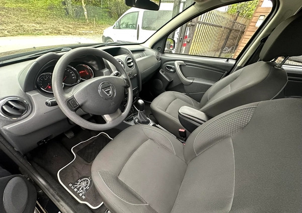 Dacia Duster cena 37900 przebieg: 132000, rok produkcji 2016 z Bogatynia małe 742